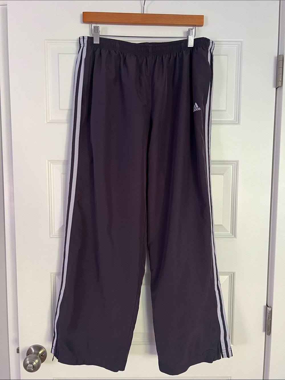Adidas Vintage 2009 Purple Track Pants Men's XL Mesh Lined Zipper Bottoms P59685